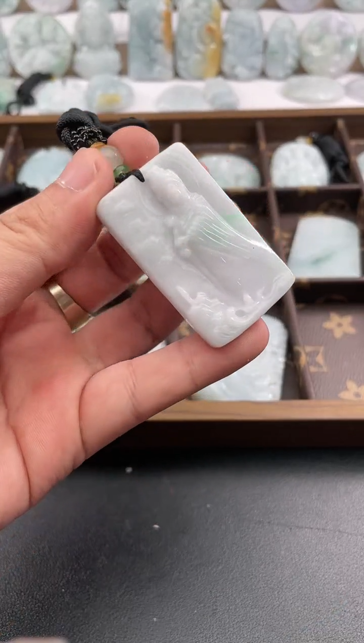 颈饰未镶嵌翡翠25/12/31/.122