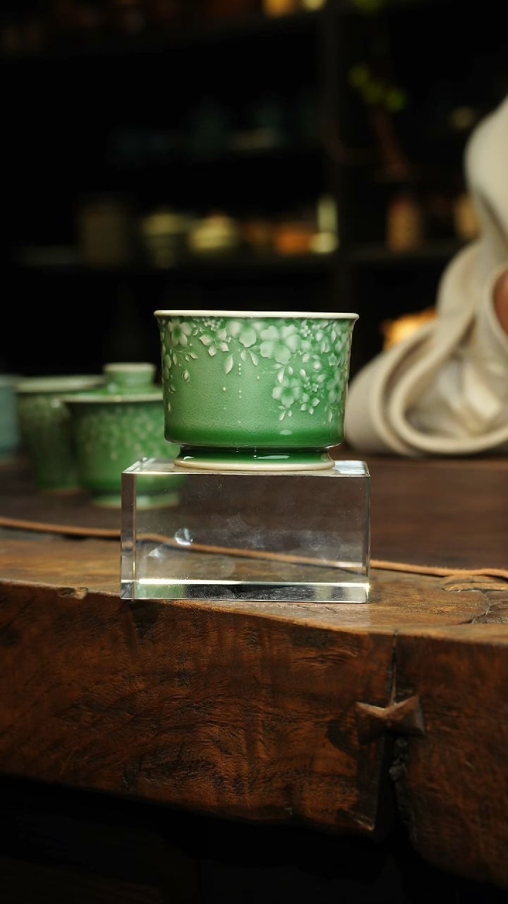 【闪购商品】瓷片李斌 梅子青繁花 容天杯