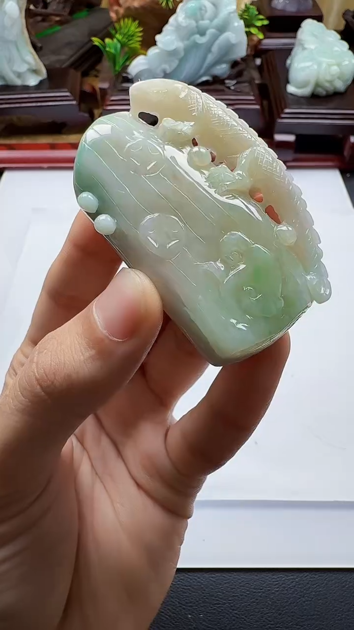吊坠(不含链)未镶嵌翡翠1