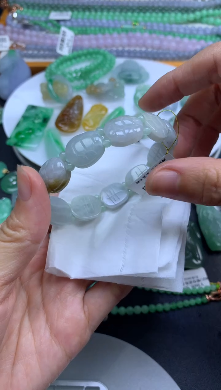 未镶嵌手串翡翠翡翠