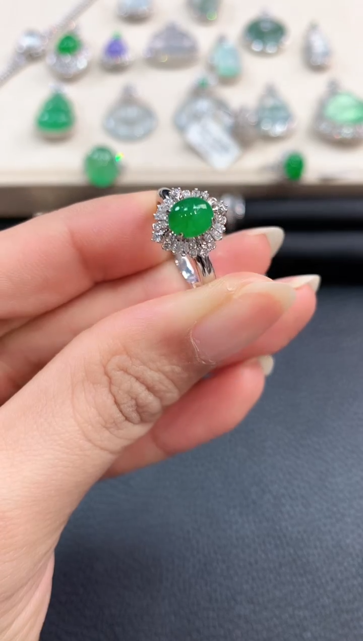 【闪购商品】翡翠戒指18K金镶嵌b60
