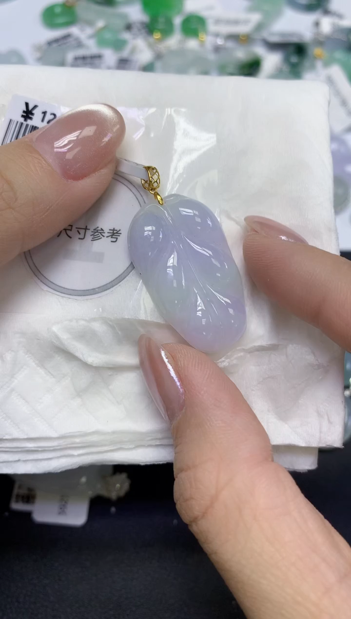 颈饰18K金镶嵌翡翠天然缅甸翡翠A货百元以上9元证书费自理