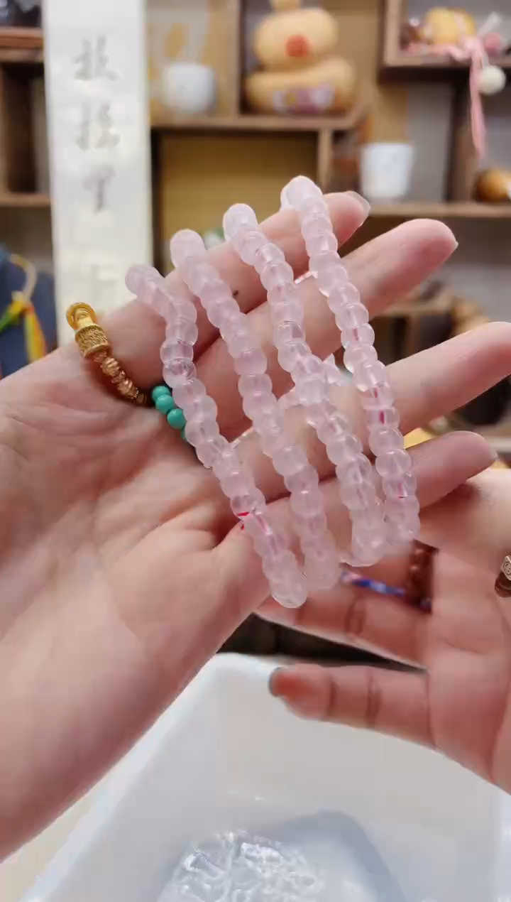 【闪购商品】水晶手链未镶嵌F176粉水大肠单圈