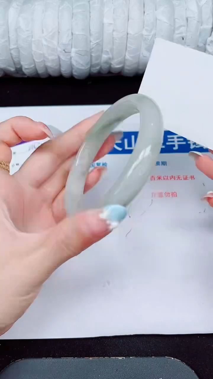 未镶嵌手镯石英质玉464-64/65
