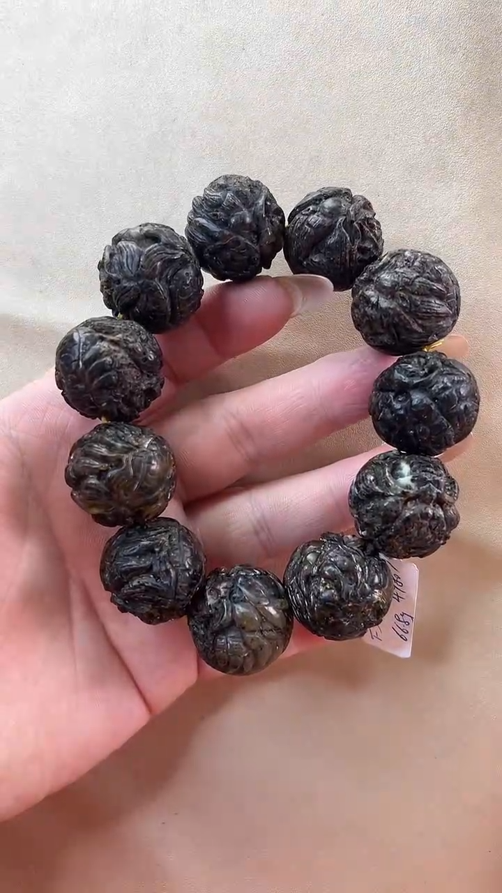 【闪购商品】未镶嵌琥珀手串手串