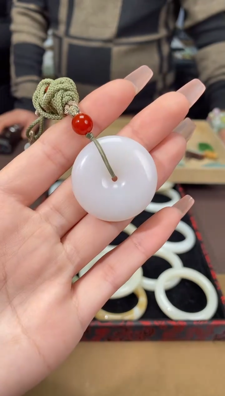 【闪购商品】和田玉吊坠未镶嵌吊坠