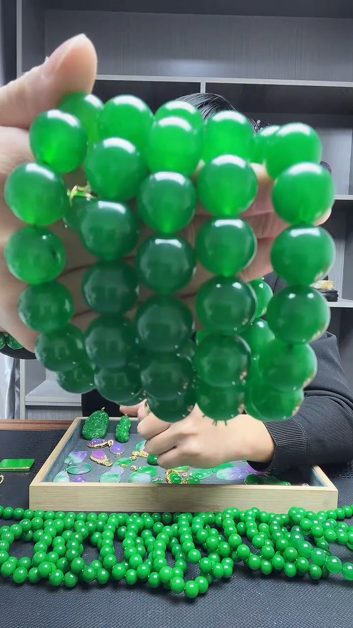 未镶嵌手链翡翠手链