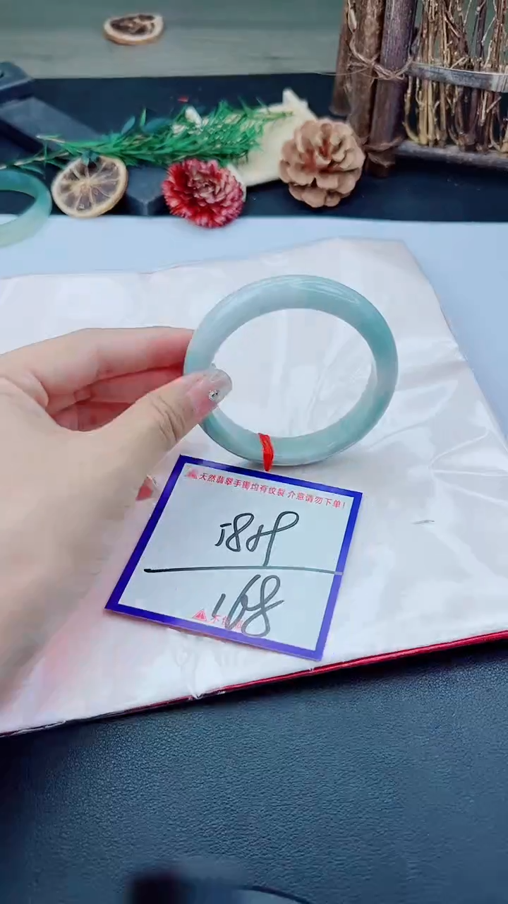 未镶嵌手镯翡翠我