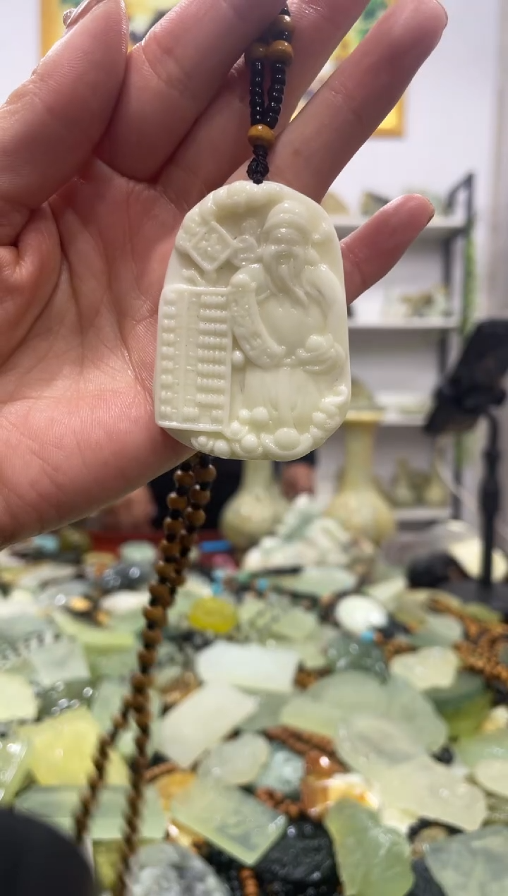 【闪购商品】岫玉吊坠未镶嵌