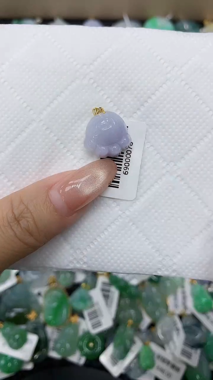 颈饰18K金镶嵌翡翠a货百元以下同包裹多件发出的只收取一单运费