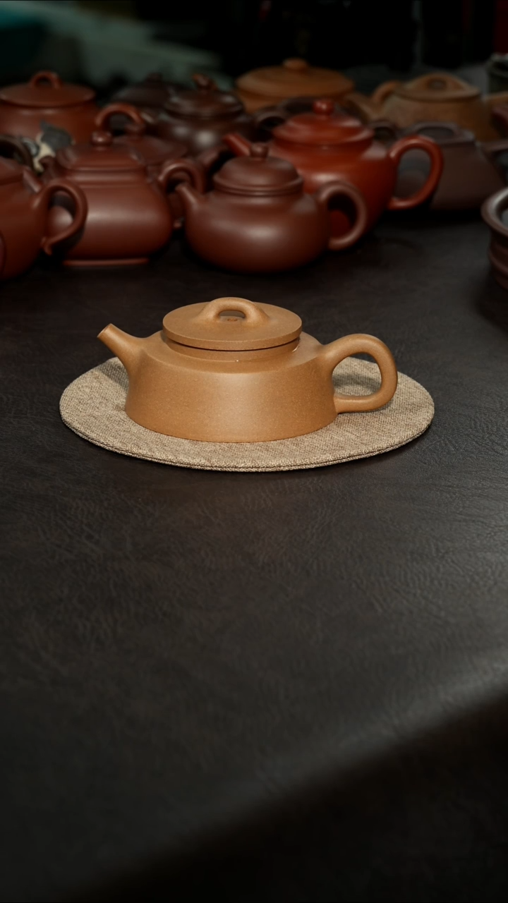 茶壶紫砂优*雅渔罩壶，一品段，180cc。汪陶全手工