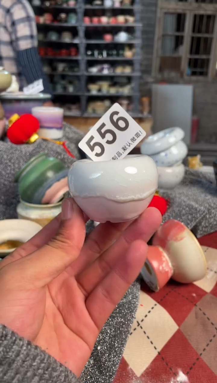 【闪购商品】摆件556小芳直播编号