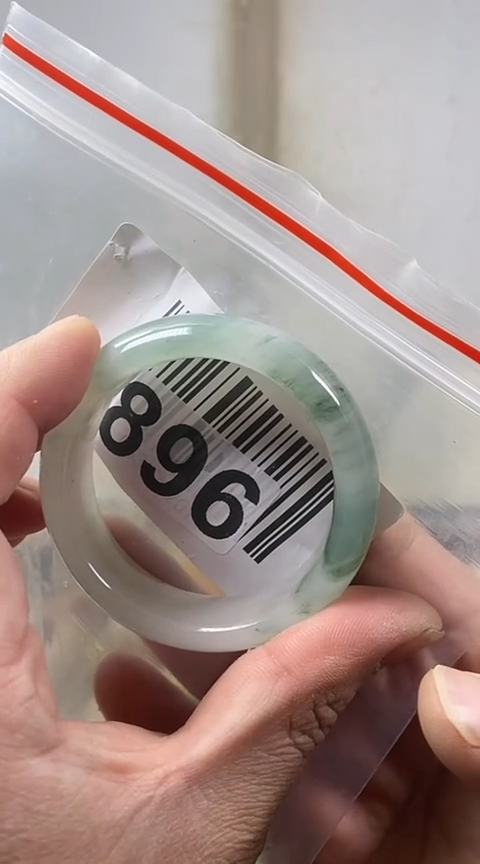 【闪购商品】石英质玉手镯未镶嵌49
