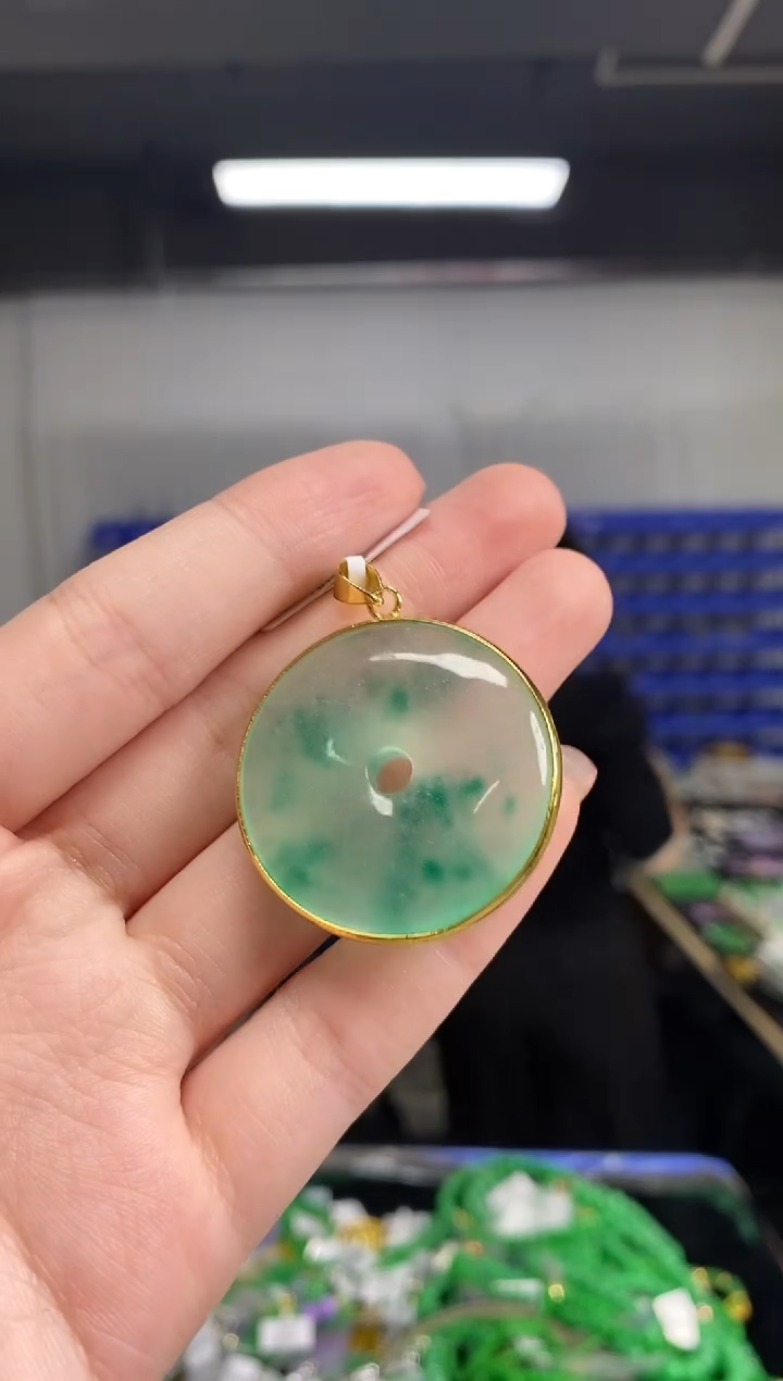 颈饰未镶嵌翡翠闪购链接   多样性发其一颜色微差