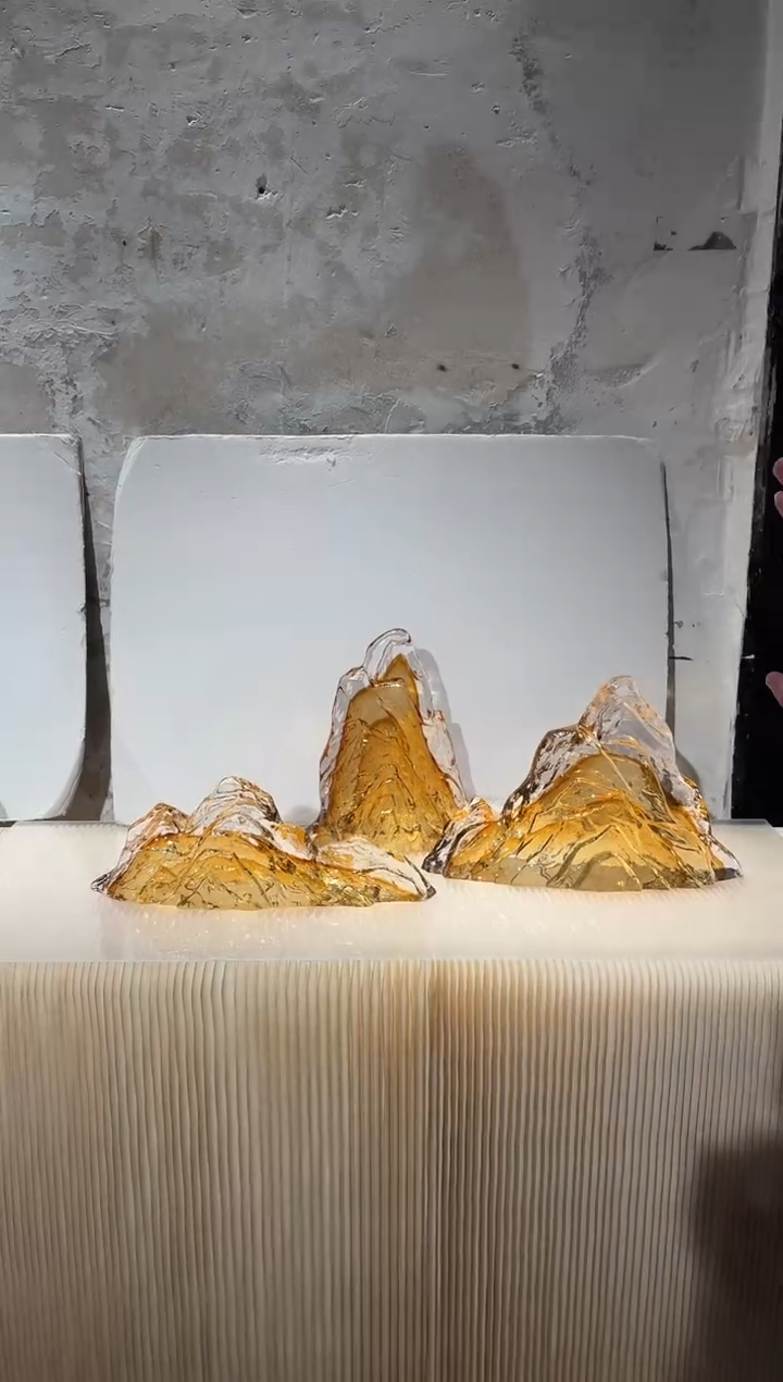 璨石美学金色山一组艺术摆件