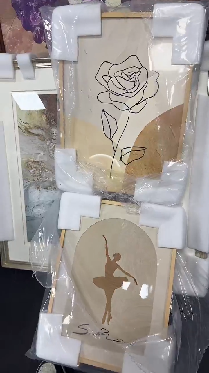 仓库清仓画       默认瑕疵