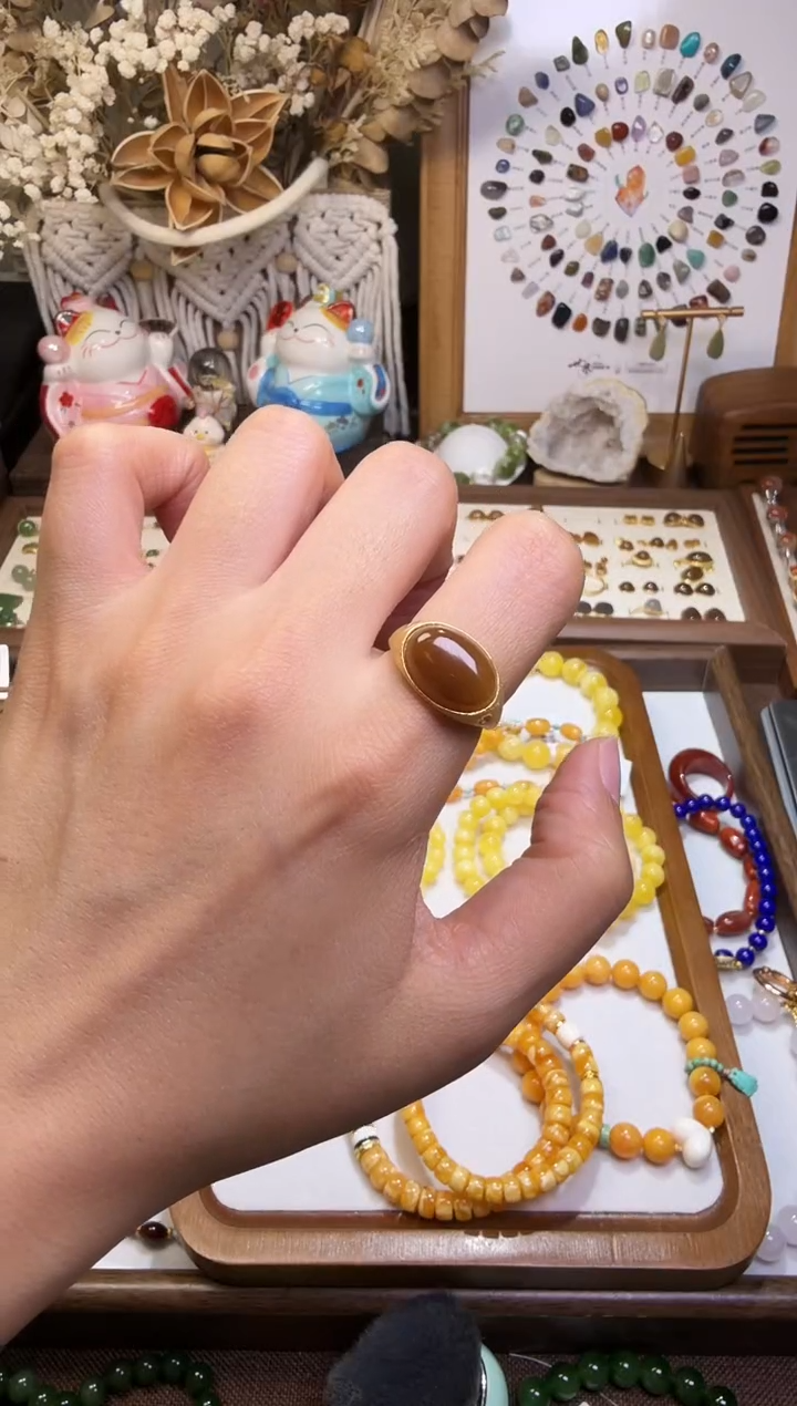 水晶摆件未镶嵌戒指