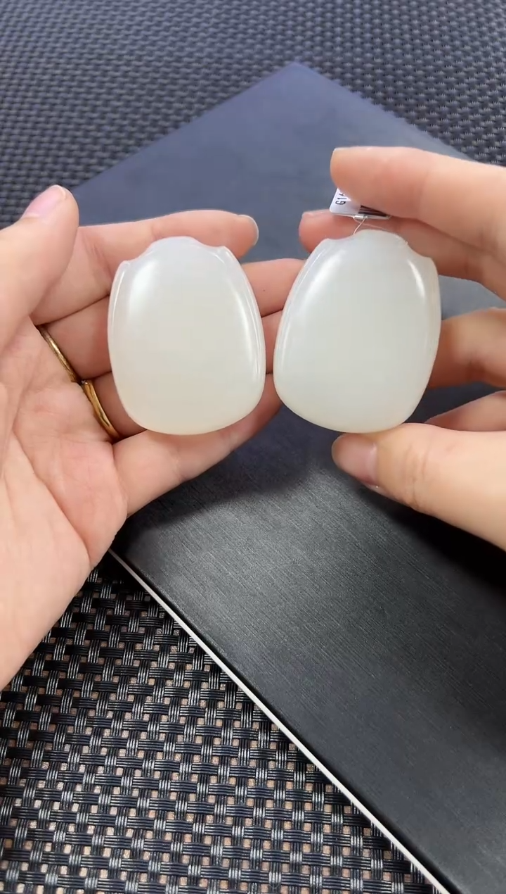 【闪购商品】和田玉吊坠未镶嵌一个 多样性发一件