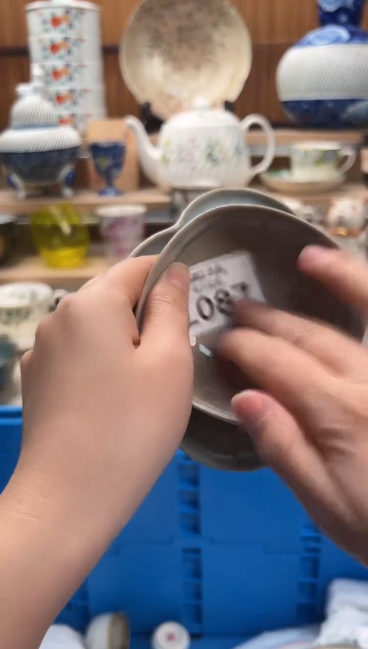 瓷片予*妈087L满28包邮 不满找客服延迟发货