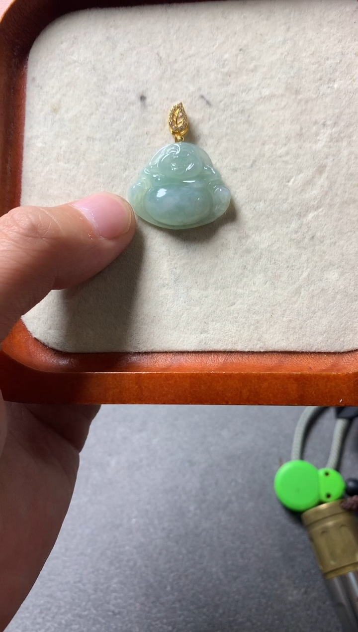 【闪购商品】翡翠颈饰未镶嵌111111111111