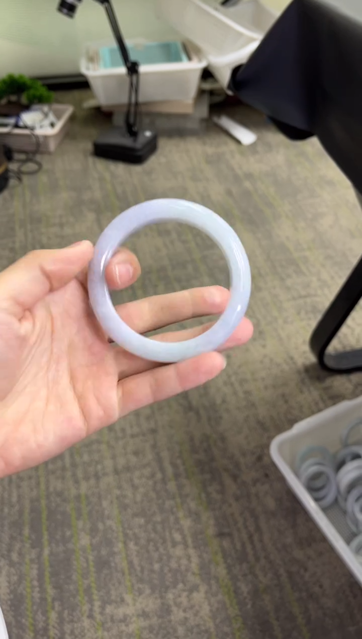 【闪购商品】定制翡翠手镯未镶嵌不退不换