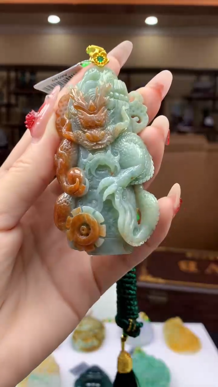 【闪购商品】定制翡翠未镶嵌1002ry-毛货挂件45