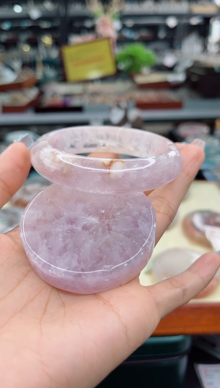 【闪购商品】石英质玉手镯未镶嵌57圈口（赠品镯心）6675000