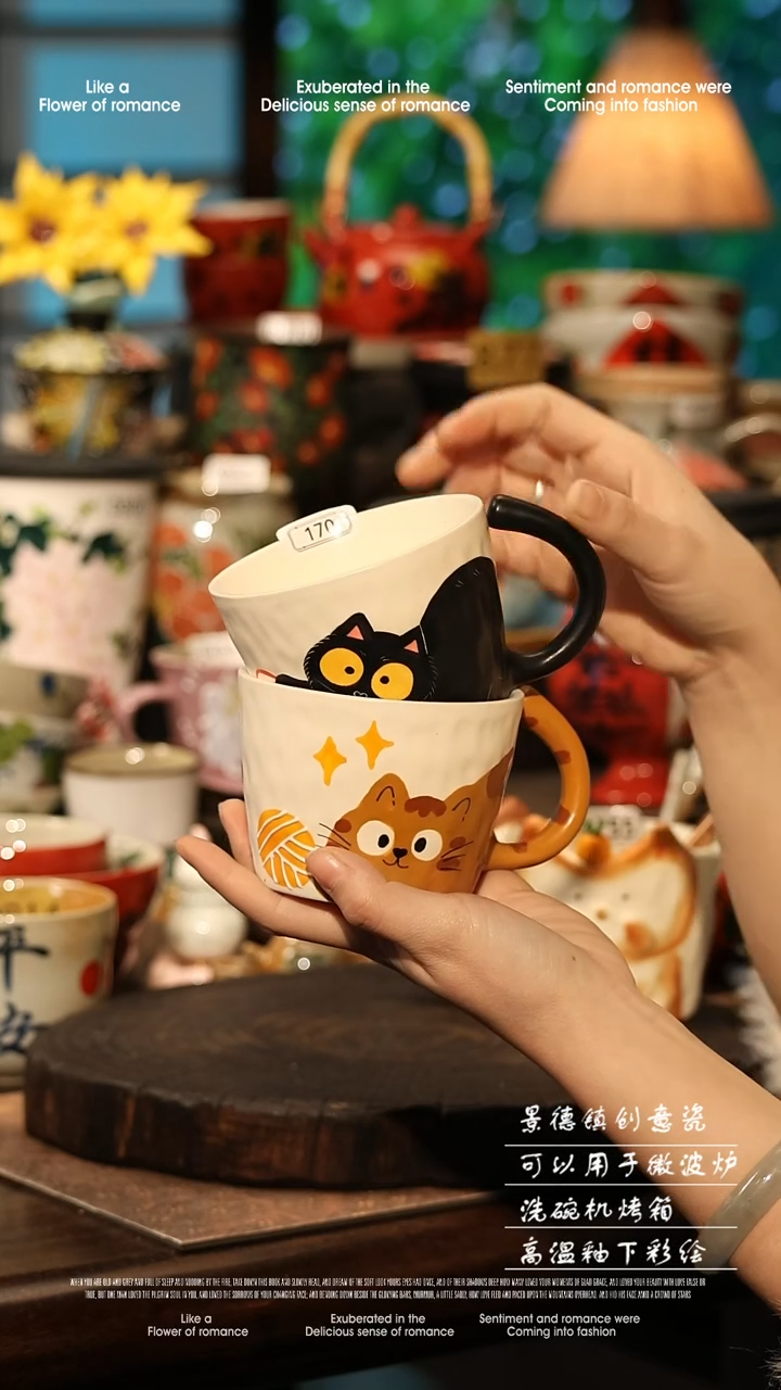 陶瓷一对景德镇高温釉下彩手工手绘款式