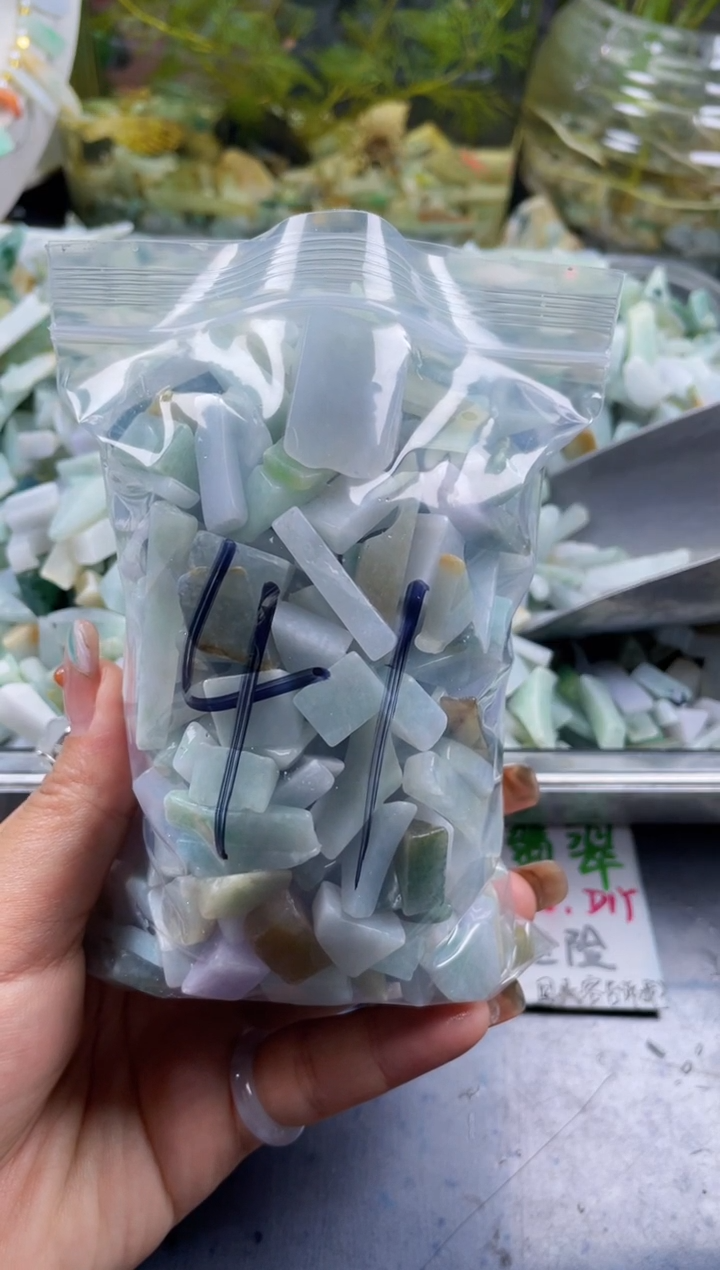 配石翡翠天然翡翠小号500克41