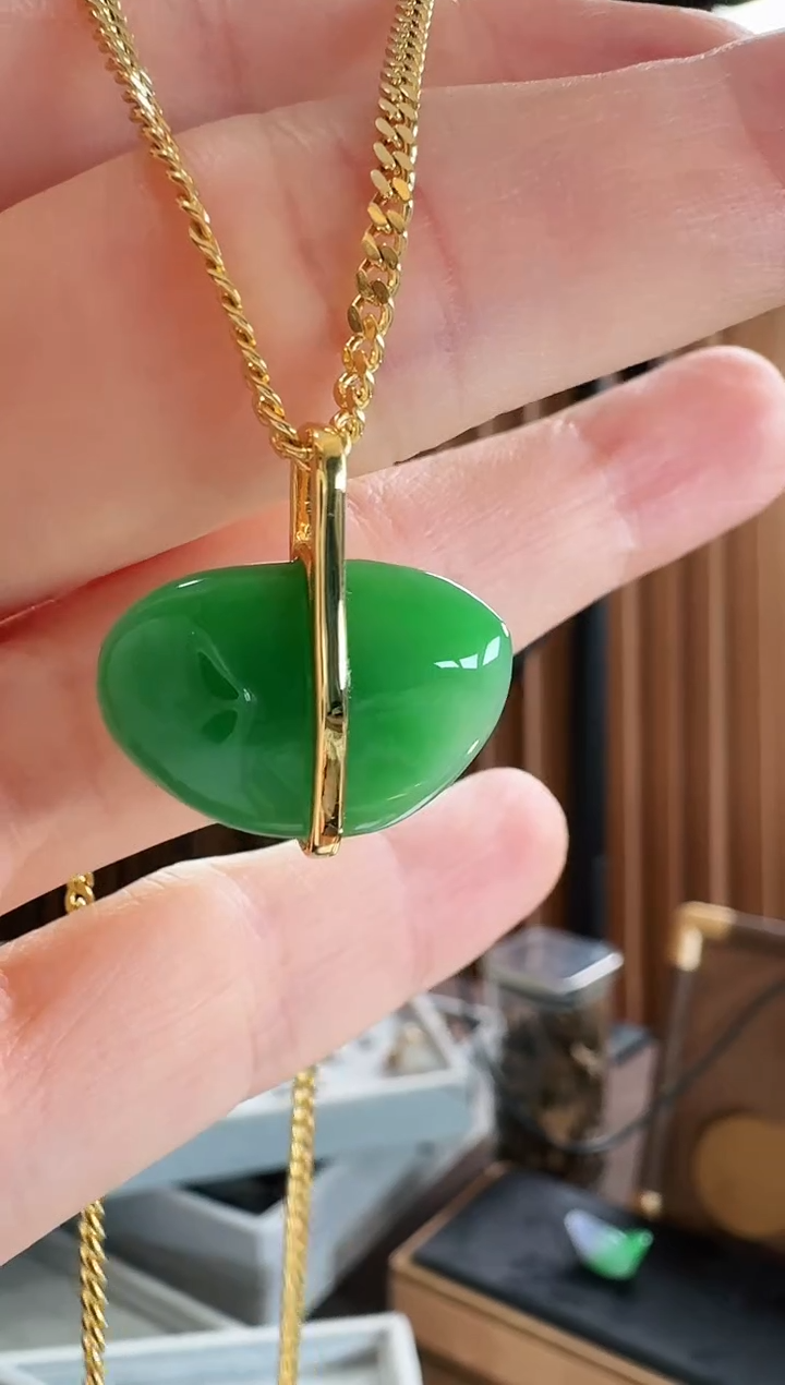 吊坠(不含链)18K金镶嵌翡翠吊坠