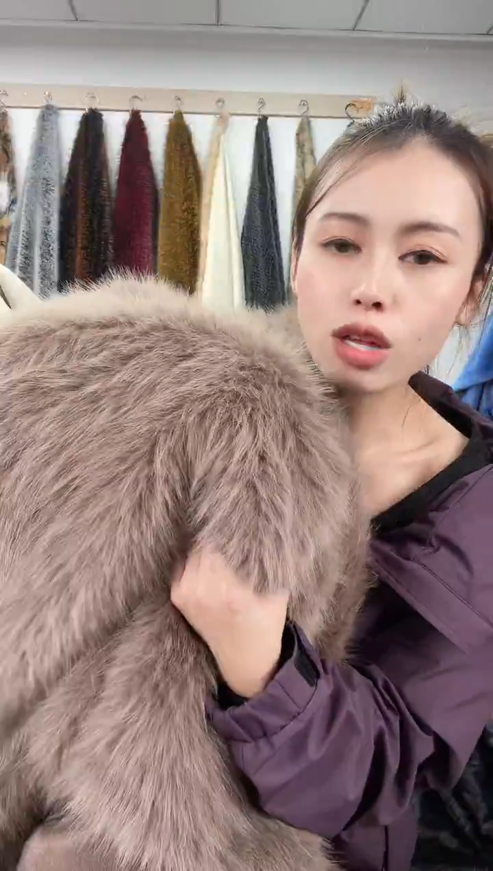 狐狸毛A114尺寸1.9*2