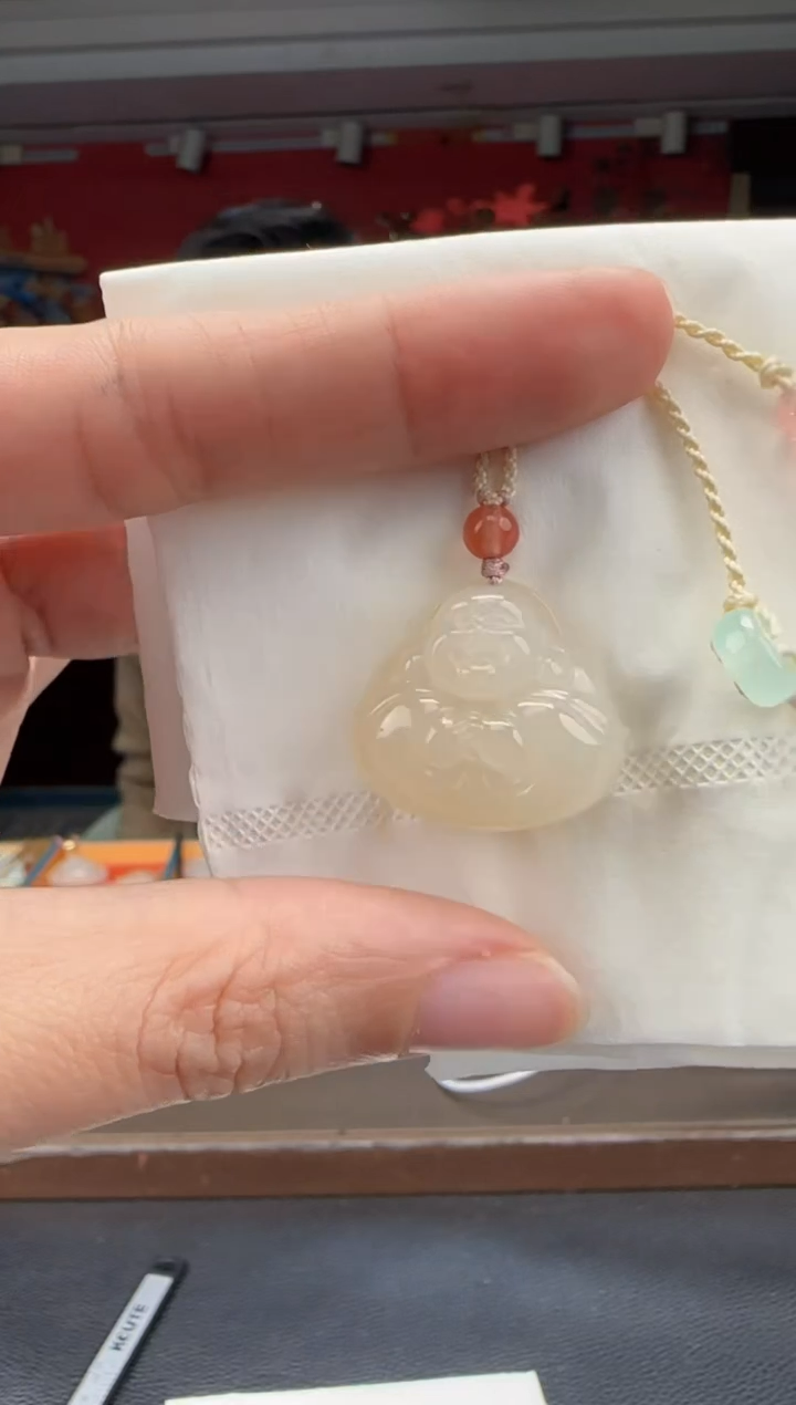 颈饰未镶嵌和田玉藕粉宝宝佛吊坠