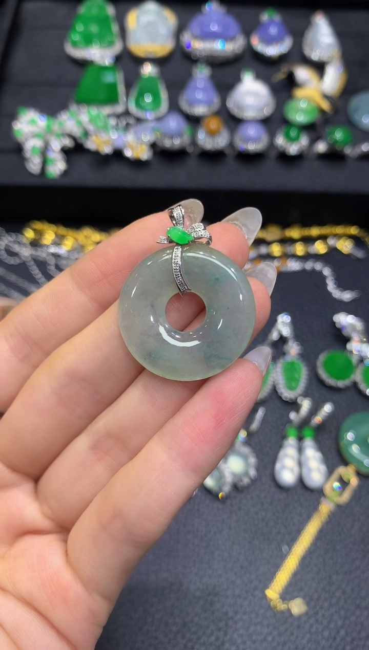 吊坠(不含链)18K金镶嵌翡翠5