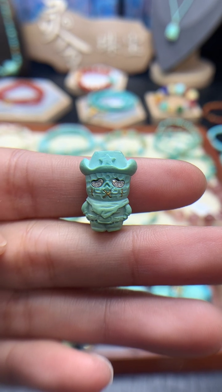 【闪购商品】绿松石挂件未镶嵌高瓷精工阿呆