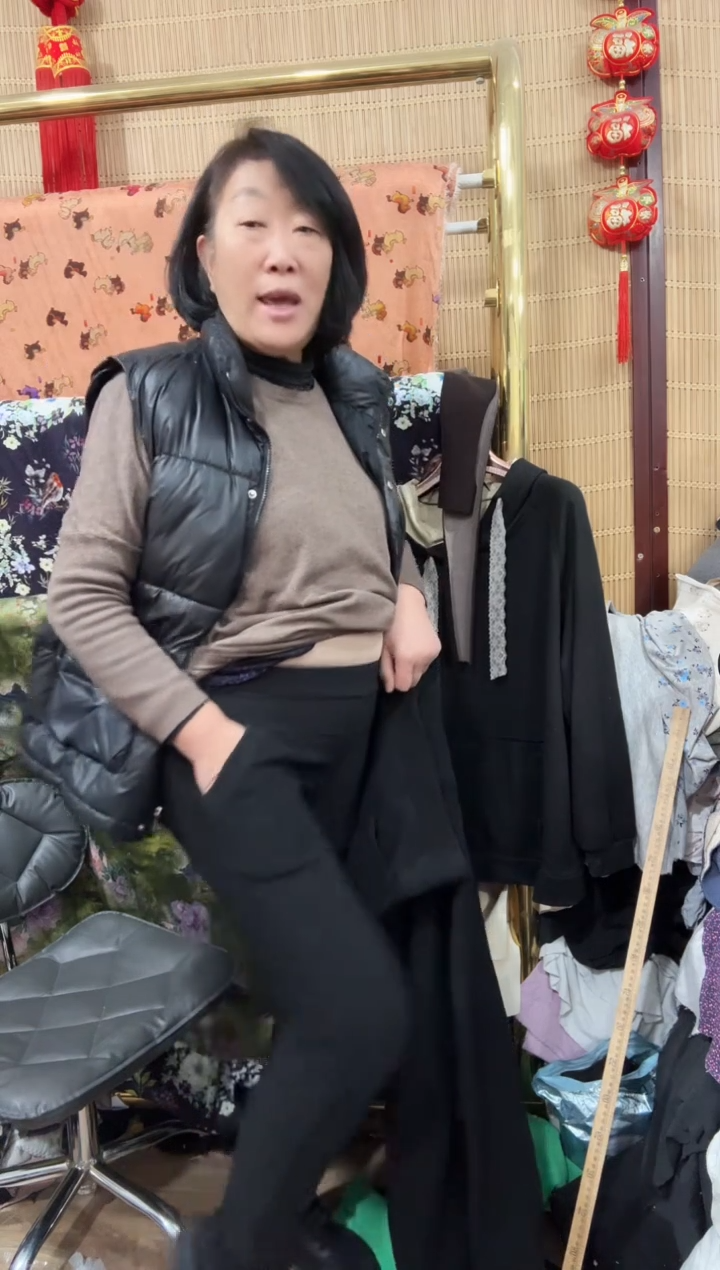 锦纶黑色一体绒成品打底裤一条  2XL  码  包身穿