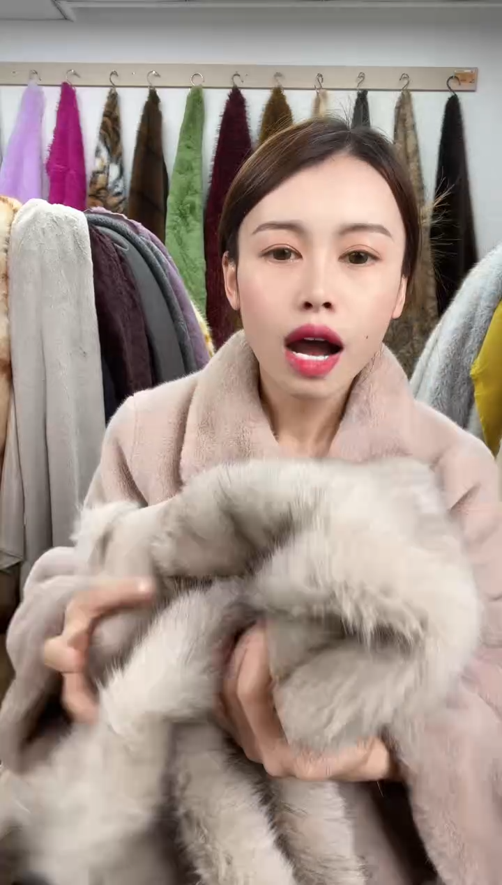 狐狸毛A111，尺寸1.8*1