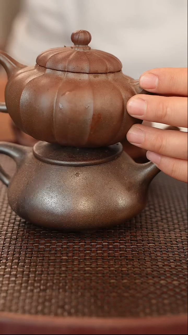 茶壶紫砂原矿手工制作一瑕疵