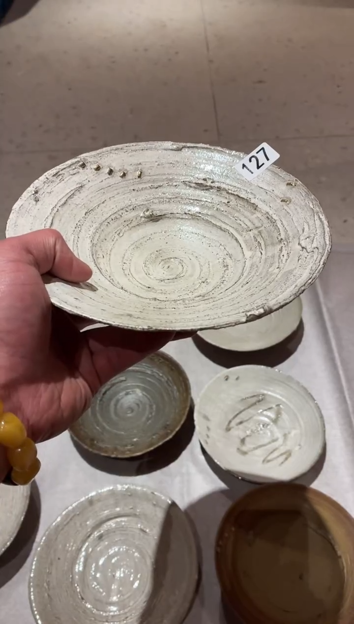 瓷?127 粉引点金斗盘1个
