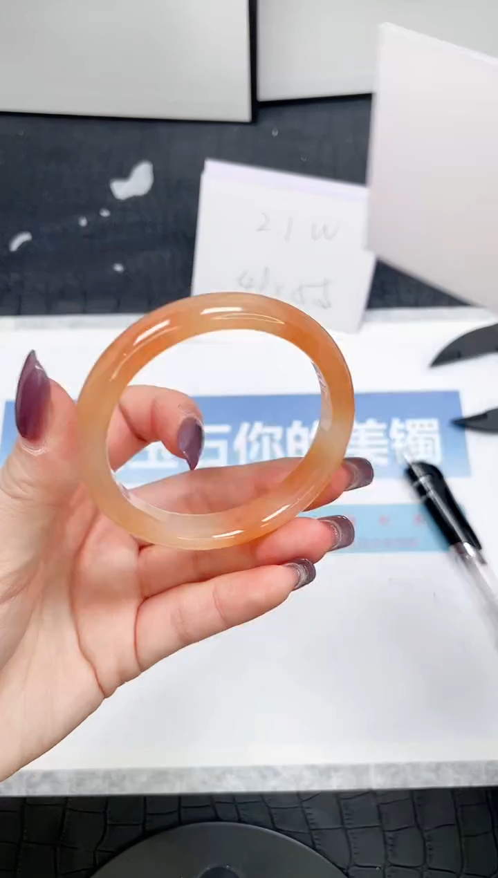 【闪购商品】石英质玉手镯未镶嵌320-54.5