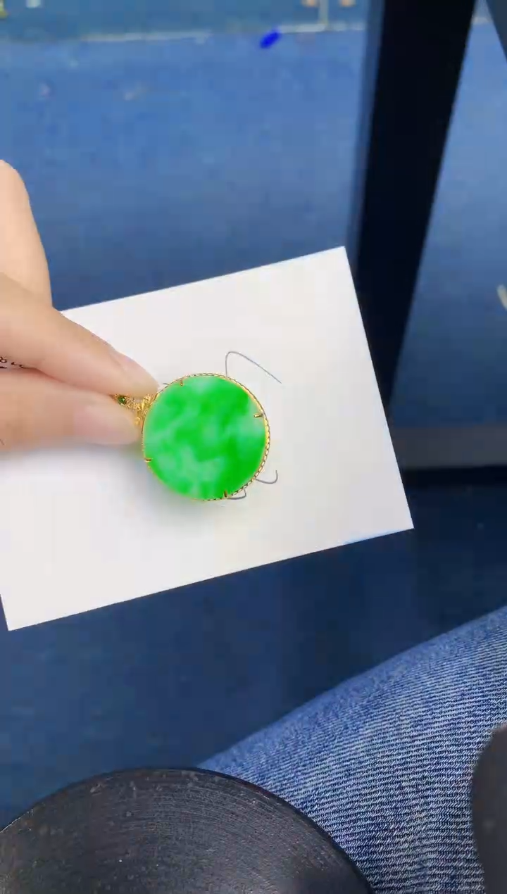 【闪购商品】翡翠颈饰18K金镶嵌000000000