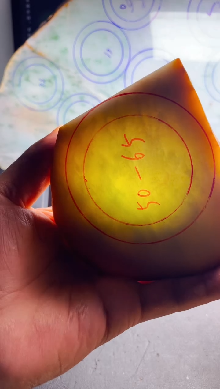 未镶嵌翡翠定制翡翠大*翡翠