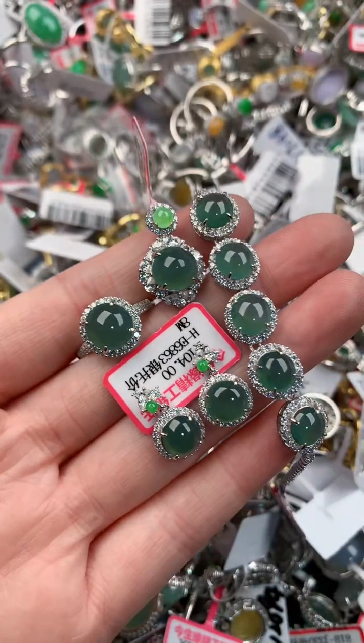 银S925镶嵌戒指翡翠333             2