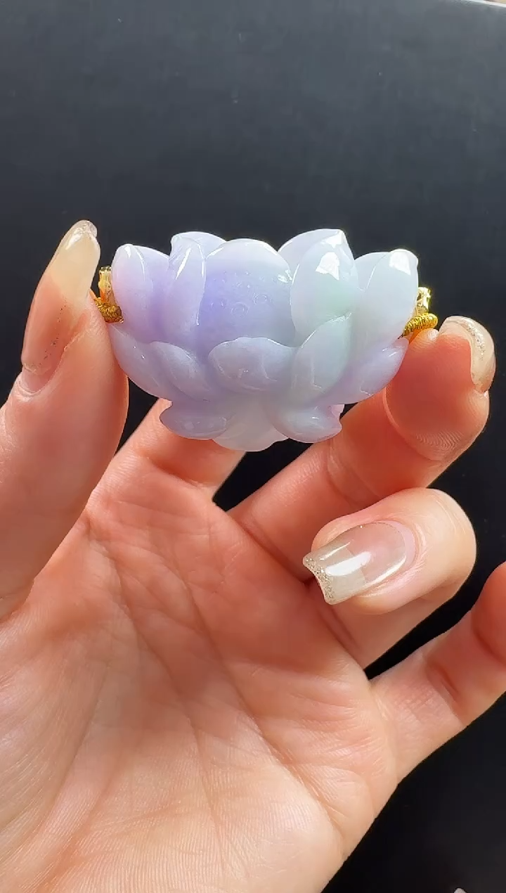 颈饰未镶嵌翡翠花牌