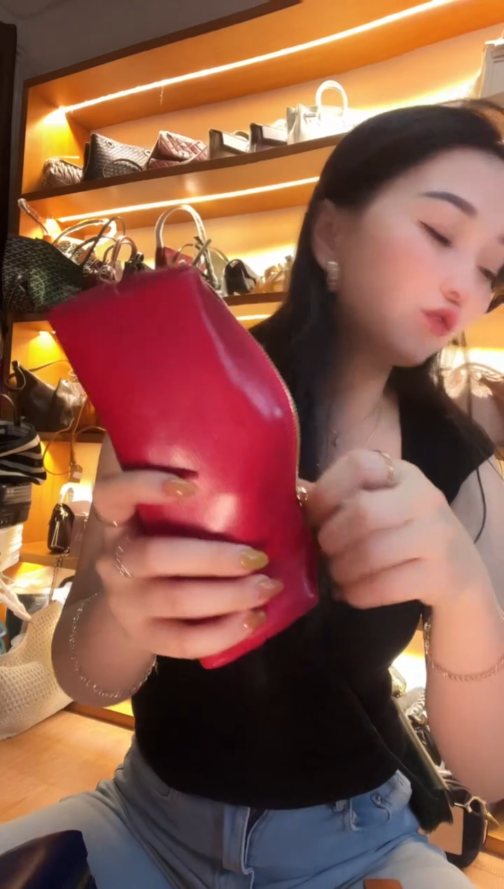 牛皮端订制时尚百搭女士 手提 腋下 斜跨包