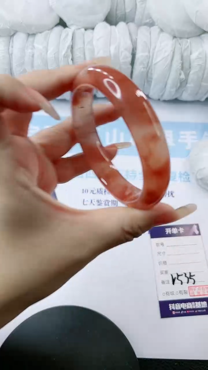 【闪购商品】石英质玉手镯未镶嵌多样性发货V535