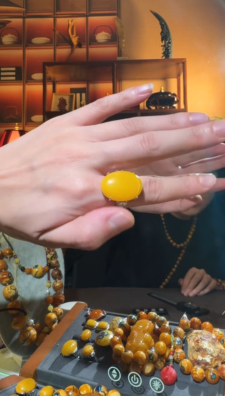 蜜蜡颈饰银S925镶嵌7839天然蜜蜡珠宝奇石