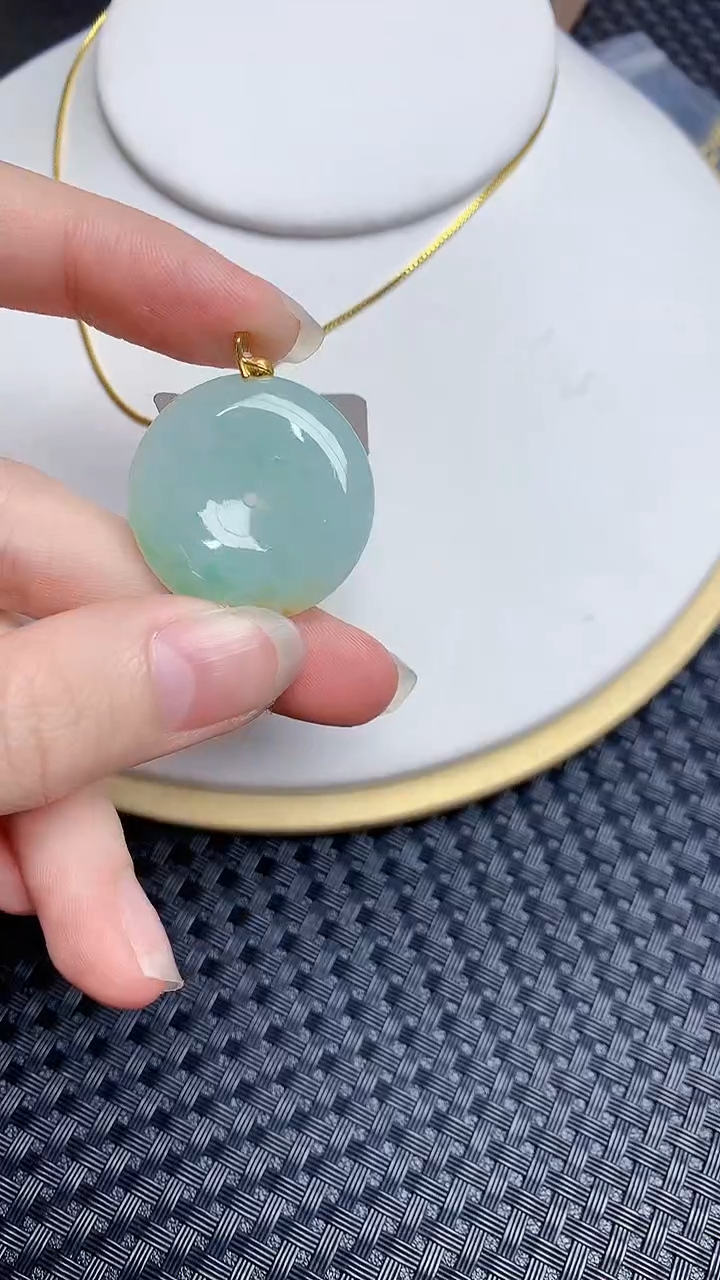 【闪购商品】翡翠颈饰18K金镶嵌876876876786