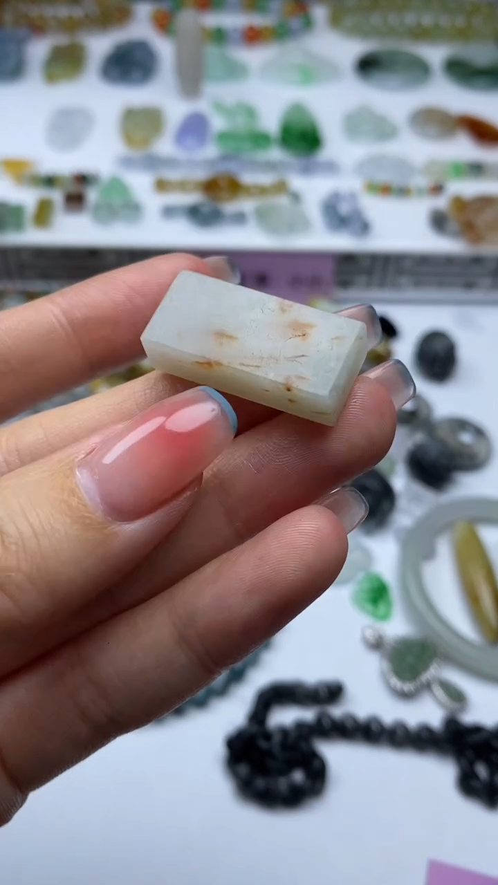 未镶嵌定制翡翠毛货定制不退不换