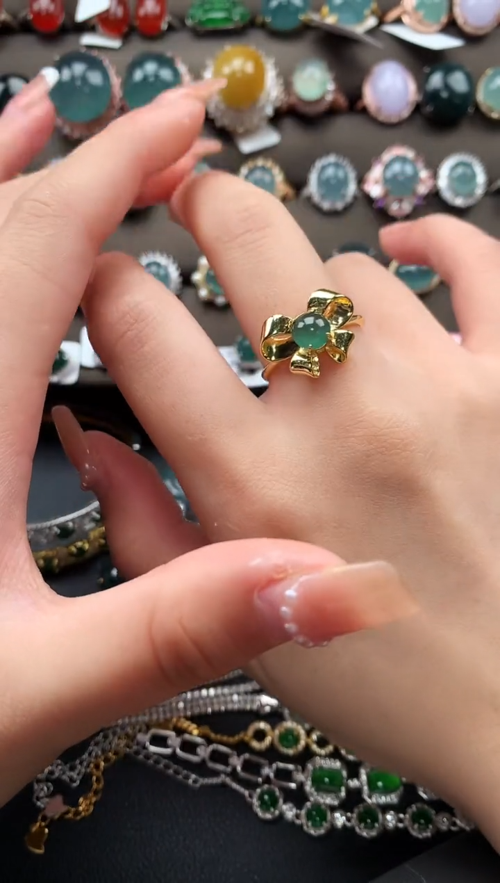 【闪购商品】翡翠戒指银S925镶嵌124124