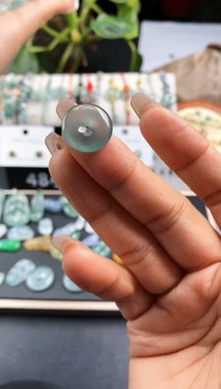 【闪购商品】翡翠配石平安扣              